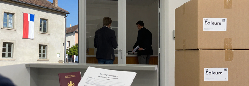 Demarches Administratives Demenagement Soleure Triptyque démarches administratives : guichet communal soleurois, dépôt documents officiels, installation nouveau logement